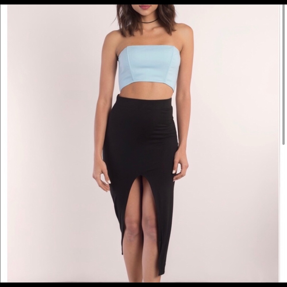 SALE! Tobi blue Strapless Crop Top - Picture 1 of 3